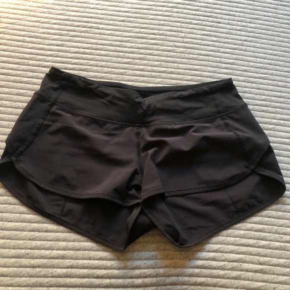 lululemon athletica Pants - Lululemon Speed Up Short 2.5"